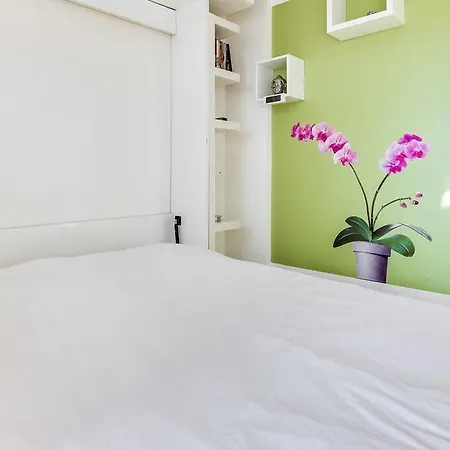 Functional And Cosy *
